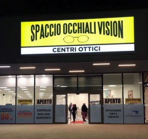 SPACCIO OCCHIALI VISION Parco Commerciale Parcofiore San Fior Tv